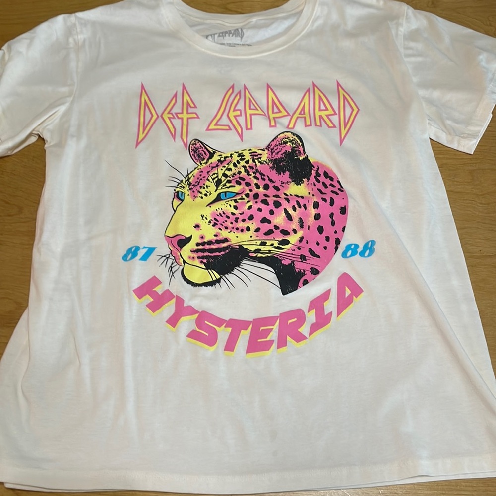 NWOT. Def Leppard T-Shirt